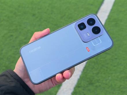 真没对手了吗?真我Neo8半个月深度评测!牙膏这次挤多了? #真我Neo8 #游戏手机 #千元机 #手机推荐 #165Hz潮玩电竞旗舰