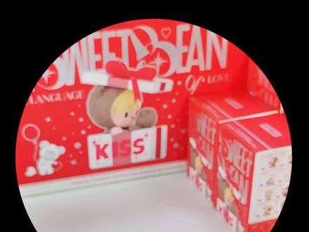 被小甜豆可爱晕了!手把手教你拿捏热款! 小甜豆有关爱的语言系列详细手感!
🌟手感重量从重到→轻🌟
【打给我】123.7g
明盒!上下约1指空间,前后在背面中部打盒明显!左右微满摇不动,只有干燥剂晃动
【迫不及待想见你】113.4g
上下微微晃动,前后在背面中上部打盒,左右在第一排图鉴情书处哐哐打盒
【我需要你】113.3g
上下约半指空间,前后在背面中上部打盒,左右在第二排图鉴祝你愉快处打盒
【你是最好的】110.3g
上下微微晃动,前后在封面小甜豆头部的对立面处碰盒,左右微微晃动不打盒微满,只有卡片打盒,干燥剂在侧边晃动,娃斜着放
【我相信】109.3g
上下约半指空间,前后中下部微微碰盒,左右完全摇不动,微涨盒不对顶
【早安】104.8g
明盒!上下约1指半空间,前后娃晃动不打盒,有塑料壳碰撞感,左右空间较大,中部打盒,有塑料壳保护
【情书】104.2g
明盒!上下空间约2指空间,前后在背面中下部打盒,左右在第三排图鉴与第四排图鉴间哐哐打盒,六面较灵动
【祝你愉快】104.1g
上下微微晃动,前后在背面高位哐哐打盒,左右在图鉴祝你愉快处哐哐打盒,前后空间比左右大!
【晚安】99.8g
大明盒!上下约1指半空间,前后在封面小甜豆头部有对顶,左右中部有涨盒感较满,前后左右微微晃动,大包干燥剂在上半部打盒
【成为最好的朋友】96.0g
上下约半指空间,前后在封面中上部高位碰盒,晃动空间较小,左右空间较大,在第二排图鉴处哐哐打盒
【Kiss】93.0g
明盒!上下约半指空间,前后在封面小甜豆头顶蝴蝶结处哐哐打盒,左右微微晃动不打盒,只有卡片声
【为你】88.2g
大明盒!很轻,上下微微晃动,前后基本摇不动,左右微微晃动,在第三排图鉴处碰盒
#大人也要玩玩具 #日常拆盲盒 #盲盒手感分享 #小甜豆 #我的盲盒分享