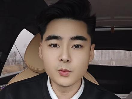 #极狐阿尔法t5 与#极狐阿尔法s5 最新的红绿灯读秒OTA开始陆续推送了。