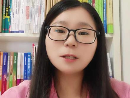 2026注册安全工程师官方教材 截至2026年5月8日,中级注册安全工程师官方教材仍是2024版(应急管理出版社)。
一、官方口径
- 2024年6月出版,中国安科院编写、应急管理出版社发行 。
- 2025、2026考试继续沿用2024版。
- 2026版正在修订,预计5–6月上市,此前以2024版为准。
二、教材构成(4本)
1. 安全生产法律法规(公共)
2. 安全生产管理(公共)
3. 安全生产技术基础(公共)
4. 安全生产专业实务(7选1,如建筑/化工/其他安全等)
- 注意:道路运输安全实务为北京交通大学出版社2024版。
三、识别要点
- 封面:CSE(Certified Safety Engineer)
- 出版社:应急管理出版社
- 版本:2024年版
- 正版:封底防伪码可扫码验真#注安 #注册安全工程师 #注安考试