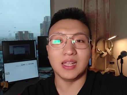 飞牛入门指南第一集 飞牛入门指南第一集。刚刚安装完之后不知道怎么操作,本视频里包含了电脑硬盘映射。#远程网盘 #文件管理 文章的分享以及收集归档整理,还有 AI 的相册模型安装。@飞牛fnOS官方 #飞牛 #抖音前沿科技首发计划 审核大大,求求了。该视频我已经把第三方触及到的都打码或者抠下去了,请轻点审核,拜托拜托,孩子真的怕了。