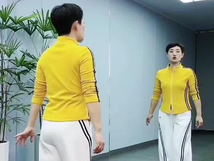 《怎么爱都爱不够》慢速口令分解教学#广场舞教学