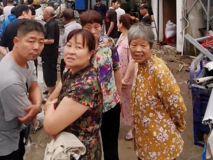 东关小吃街拆迁现场