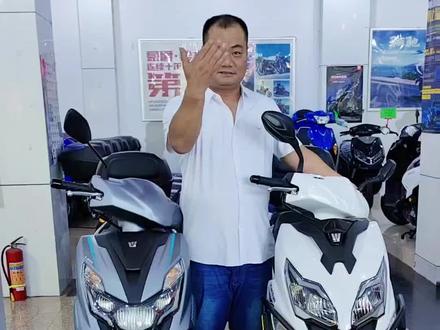 豪爵摩托车机油灯如何消除#豪爵afr125 #豪爵ufd #总有一款适合你 #摩托车知识分享 #安全骑行头盔必须戴