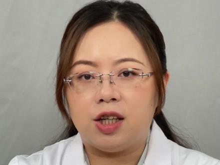 最近进出商场测体温,发现体温总是在35度左右...体温偏低有危险吗?#健康科普 #希望能帮到你 #体温偏低