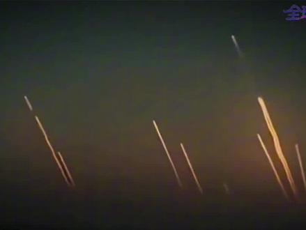 战场正在扩大,伊朗连炸9国美军基地,日本要求立即停火,首个牺牲者出现