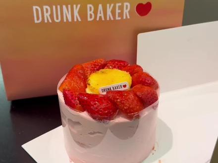 Drunk Baker 12月新品测评#蛋糕测评 #甜品测评 #甜品治愈一切 #甜品 #网红甜品