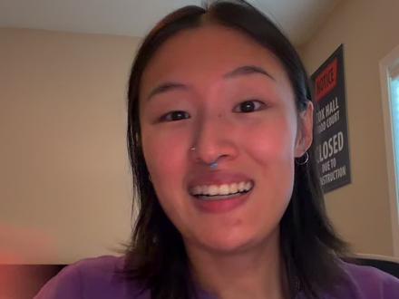 Q&A - 分享我的爱情观 一个欠了很久的视频,放进Q&A合集。但是想说的比宝问的长很多。
分享自己这么些年来的爱情观,几乎没有变好化,但是在执行层面上一直做的越来越好。为自己感到自豪。
我在人生中一直践行,觉得很有帮助,所以想记录下来分享给受情感问题困惑的宝们。希望对各个年龄段的宝们都有一些微小的帮助。
字幕没时间检查有问题,可能听抖音会好一些。
00:01 这个账号永远不会只拍ASMR
2:43 今天分享爱情观
10:39 与家人的关系
12:25 先是”我“,然后才是”我们”
18:35 Dating文化的缺失 - 没有试用期
22:11 “试用期”应该考察什么?
31:02 任何的关系的都需要经营
36:52 解决冲突需要沟通的能力
43:14 总结
#回答粉丝问题 #爱情观 #恋爱观 #女性力量 #成长