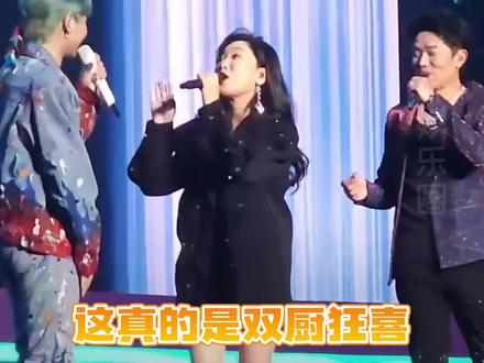 想看凤凰传奇演唱会的心情再次达到了顶峰!!#凤凰传奇 #汪苏泷凤凰传奇合唱荷塘月色