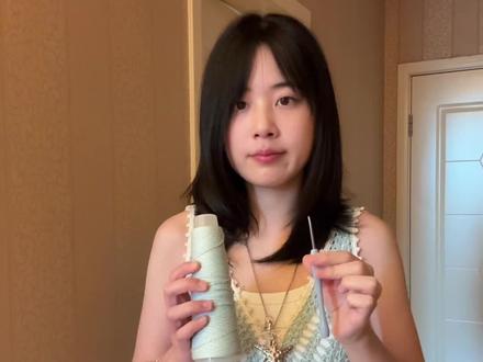 水草花罩衫钩织教程来啦~ 跟着教程钩一件属于自己的夏日罩衫吧~
只要学会短针、长针和锁针就能轻松拿下
线材:十刻竹苇棉502冰蓝、星棉102各一团@十刻官方账号
钩针:3.0mm
#五一玩点新花样 #当我染上了钩织 #钩织 #钩织罩衫 #手工