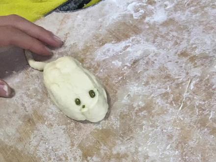 #面食分享 小老鼠上灯台
偷油吃下不来#