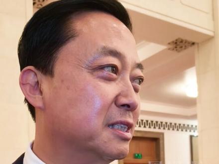 政协委员阮鸿献:霍尔木兹海峡被封可能改变中国石油供给,做生意要避开战乱国#2026全国两会