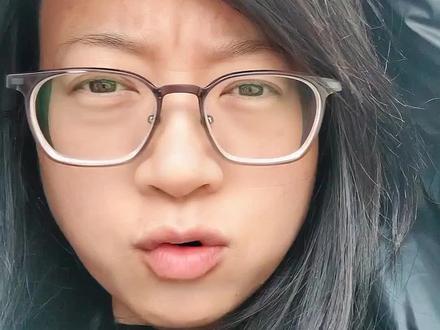 当初莲花在李亚鹏危难时雪中送炭,如今李亚鹏为莲花味精开专场,这真是一场爱的双向奔赴。
莲花味精,国货老品牌,原件都是纯粮食做的,吃着安全又放心,关键还提鲜
莲花味精
莲花味精直播间
莲花味精官方旗舰店直播间#莲花味精#李亚鹏#莲花酱油#种草激励计划 #莲花味精直播#莲花味精官方旗舰店直播间