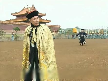 和珅奔向乾隆终于摸透了他的心思,可拿到工程乾隆却分毛不出 #电视剧 #乾隆王朝 #历史