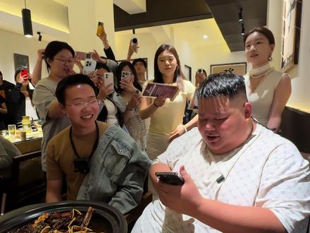 无论生活有多苦涩 依然是欢乐的#良子大胃袋