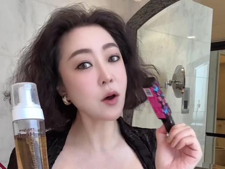 今天是一期“交作业” 你们看到的很多博主的“大光明”是怎么梳出来的,请仔细看每个流程,你肯定能学“废”#大光明发型 #发型教程 #Thebay