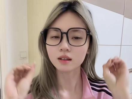 一天下来除了感叹就是感叹!露思的惊喜真的是无限的!!#赵露思 #赵露思曼谷演唱会 #宠粉 #权威