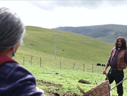 扎措和他阿爸一直在守护多杰的草场