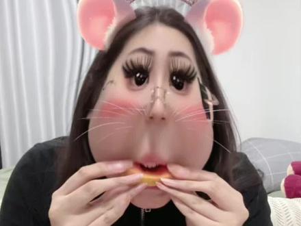 #大乐鲜果 #大乐 #木瓜 #美食测评 木瓜紧致软糯😌