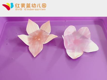 #折纸 #热门 #科学小实验 #手工
一刀剪出漂亮樱花🌸