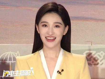 原来湖南的鱼也是无辣不欢!朝天椒、小米辣......最多时1天吃1万斤!鱼吃了后体型更漂亮,口感更好!草鱼和鲤鱼特别喜欢红色的辣椒,夏天鱼甚至还会追着辣椒吃。#无辣不欢 #辣椒喂鱼 #媒体精选计划