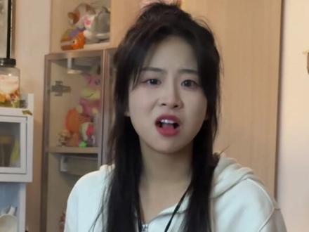 今天穆桂英给我当了一天小弟#情侣日常 #川渝女生