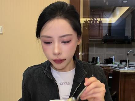 遥想公瑾当年,公瑾爆蛋绝了!这波吃商拉满了!#家常菜 #美食 #公瑾爆蛋 #鸡蛋神仙吃法