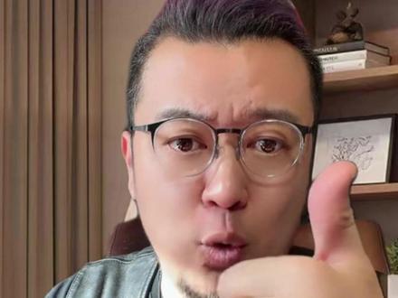 世界乒联官方认证孙颖莎为:超级巨星(Megastar)! #孙颖莎 #大伟热评