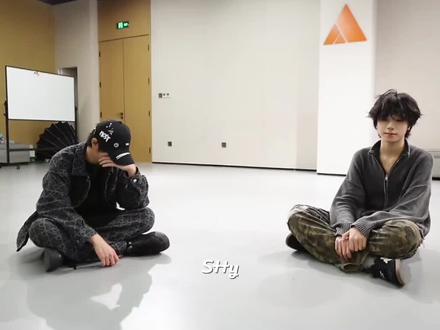 #橹穆 王橹杰会不知道穆祉丞多大?偷偷给他过了几次生日啦 #271199 #王橹杰穆祉丞