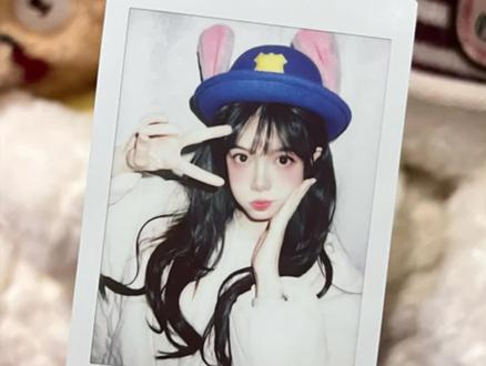 没想到在12月意外拍出了年度拍立得!
#拍立得 #拍立得自拍挑战 #拍立得女孩 #拍立得拍照 #厚唇鱼支架