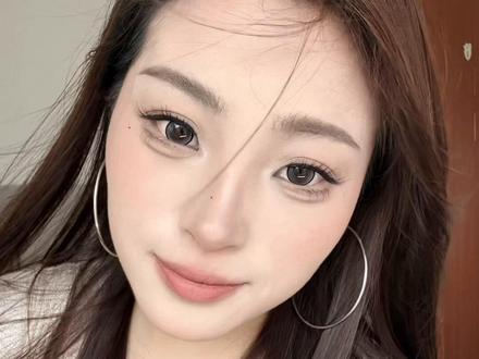 今天化的属于什么妆容? #晒晒我的春夏宝藏 #motd #新手必学万能眼妆 #美妆新手养成记#全职妈妈