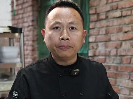 孜然羊肉 按照我这个法做,羊肉口感不柴,味道不膻而且很鲜香!#孜然羊肉 #年夜饭菜谱 #美食教程