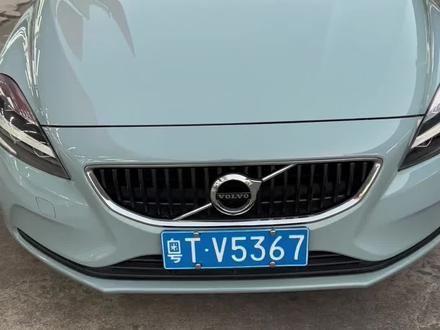 2016年12月沃尔沃v40,8万公里还值得买吗。#二手车贩子的日常 #汽车销售日常 #沃尔沃v40二手车 #凯漫二手车