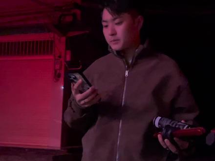 恭喜好兄弟交卷了,@风少爷AK(12月9日云南举办婚礼)