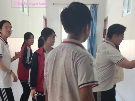 平时老师不能收礼! 但这个束脩之礼必须收下 (cr:网络) #老师 #束脩之礼 #毕业季 #学生时代 #感动瞬间