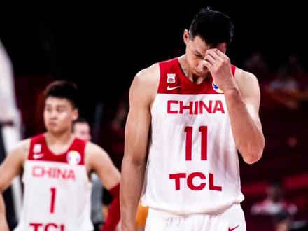 “难过的不是输了 是我们有机会赢”#中国男篮 #王仕鹏#周琦