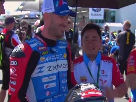 34岁第二春的爽文人生。#张雪机车 #德比斯 #世界摩托车锦标赛 #wsbk #男人机车梦