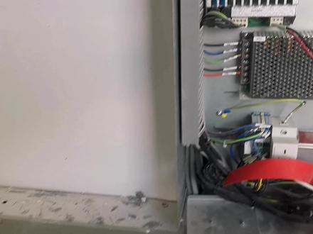 迅达:快车调试完还得按钮学习才能正常使用,确定不来看一眼吗?