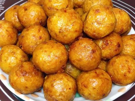 年夜饭餐桌必备的糯米圆子,外地人没见过,合肥人过年家家都做 #皖美好生活 合肥的小伙伴,高低整两句夸夸我哈