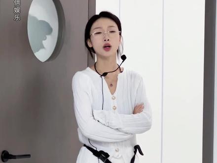 课代表在体察民情这一块儿~ #剧情 #搞笑 #校园 #一人分饰多角