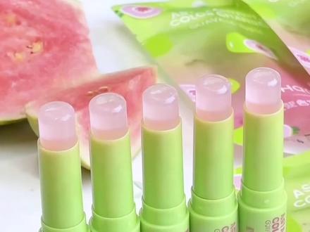为啥新品芭乐唇膏做成变色,不做成无色的?? #唇膏 #唇膏推荐 #润唇膏 #芭乐 #学生党好物推荐