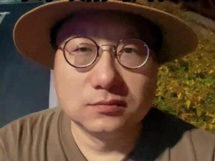 京东硬刚与辉同行 京东硬刚与辉同行,给消费者谋福利没问题,一味的比价、卷价格,对社会真的有意义吗?#品牌不南 #独立思考 #京东 #与辉同行 #618