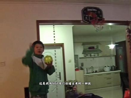 听说我发A龙跳舞的视频被很多人喜欢?@Aloong周楷恒 那我不得不再翻翻电脑?发现他不仅爱跳舞,还是爱唱歌的小宝宝一枚#周楷恒进行曲