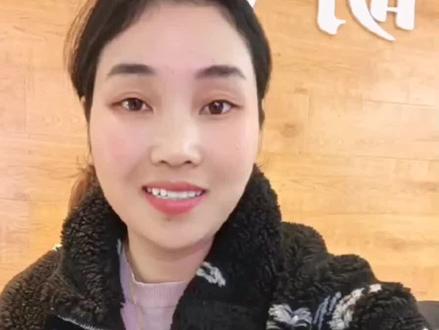 你知道家里用的各种吸顶灯是怎么打开灯罩,看完视频就都懂了!#如何取下灯罩 #灯具搭配 #金华明瑞灯饰#浙中建材市场#同城推介@抖音小助手