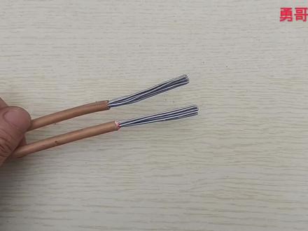 两根16平方铝芯电缆并接,去看看60年代老电工接线,这才是真技术#电工接线 #电线 #电工 #电工教学 #端子线加工 #电子电工 #电工知识 #电工维修 #线束 #线缆