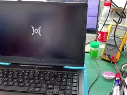 荣耀猎人V700用一会黑屏,这款笔记本的黑屏故障也是通病,看工程师怎么根除通病#电脑维修 #笔记本维修 #济南笔记本维修哪家强 #荣耀猎人笔记本维修 #荣耀猎人黑屏