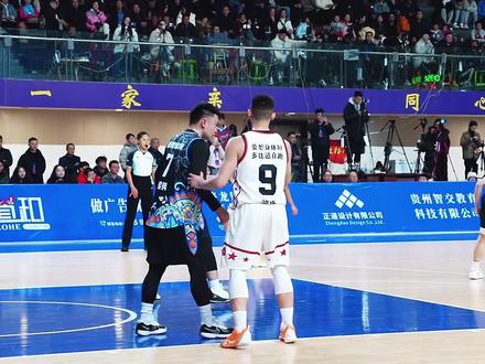 #篮球 #道真城BA 看道真篮球🏀享品质人生,看MC猴哥参赛,享道真城BA大爱!