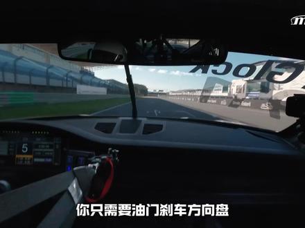如果你以为保时捷911GT3R就是一台能上路的GT3RS改了改外观,那你就大错特错了!#保时捷 #保时捷911GT3R #汽车知识 #性能车 #青年创作者成长计划