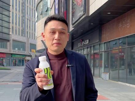 椰子水“爆雷”了??和大家聊聊怎么回事。 #孝感 #餐饮创业 #破破烂烂的烤肉店 #315