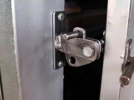 废铁下脚料做花样门锁,制作简单一看就会,废物利用到极致